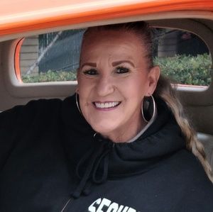 Meet your Posher, Cory